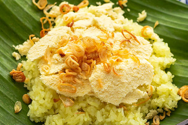 Xoi Xeo - a popular sticky rice in Hanoi